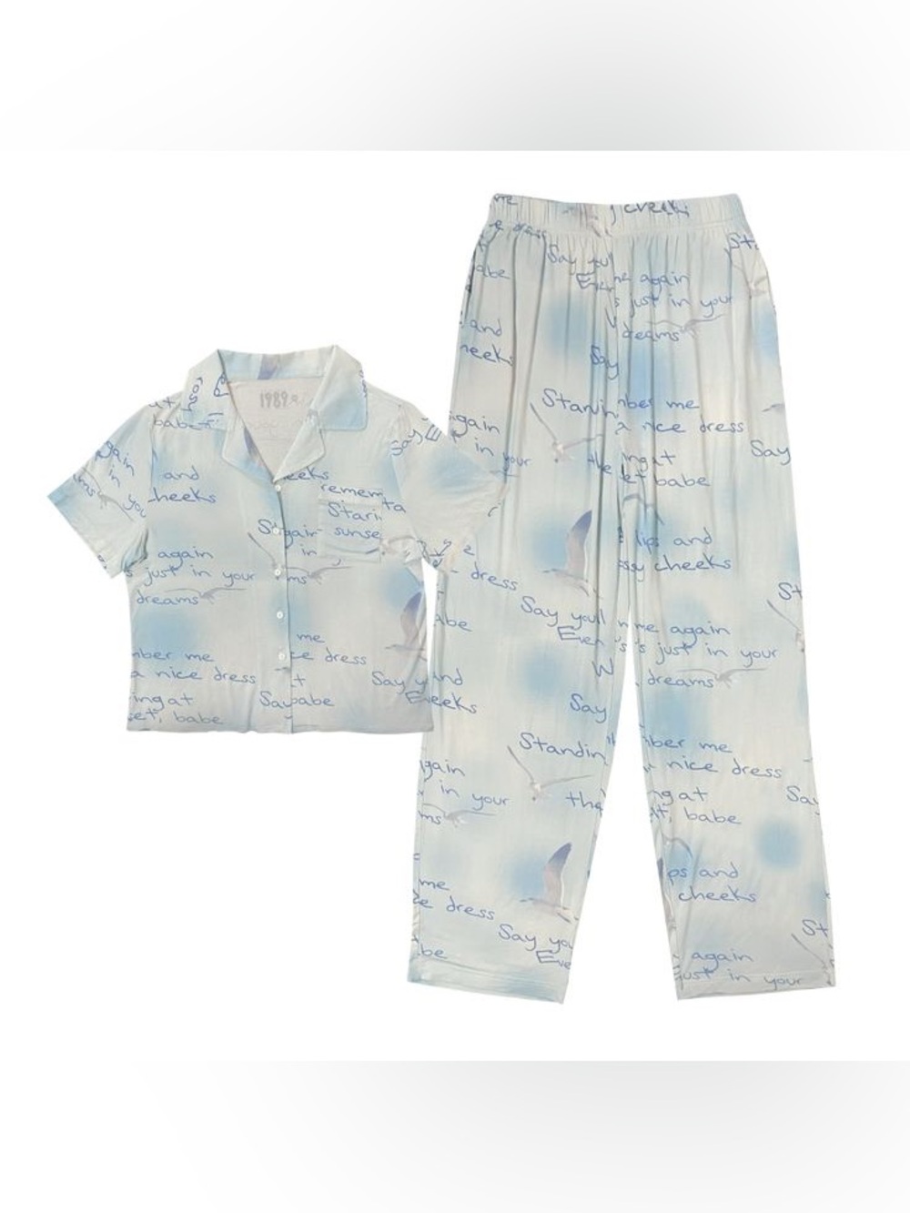 Taylor Swift 1989 Wildest Dreams pajamas size large